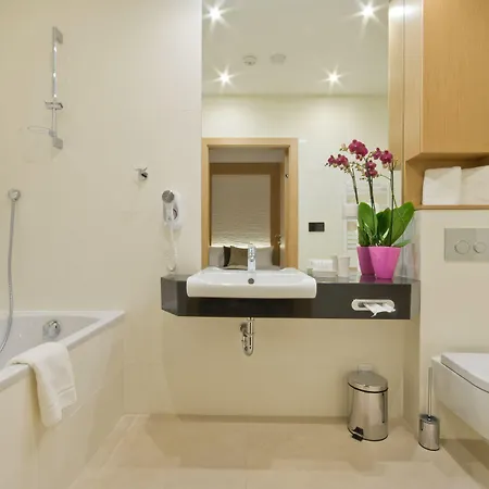 Couette-café Molo 3*